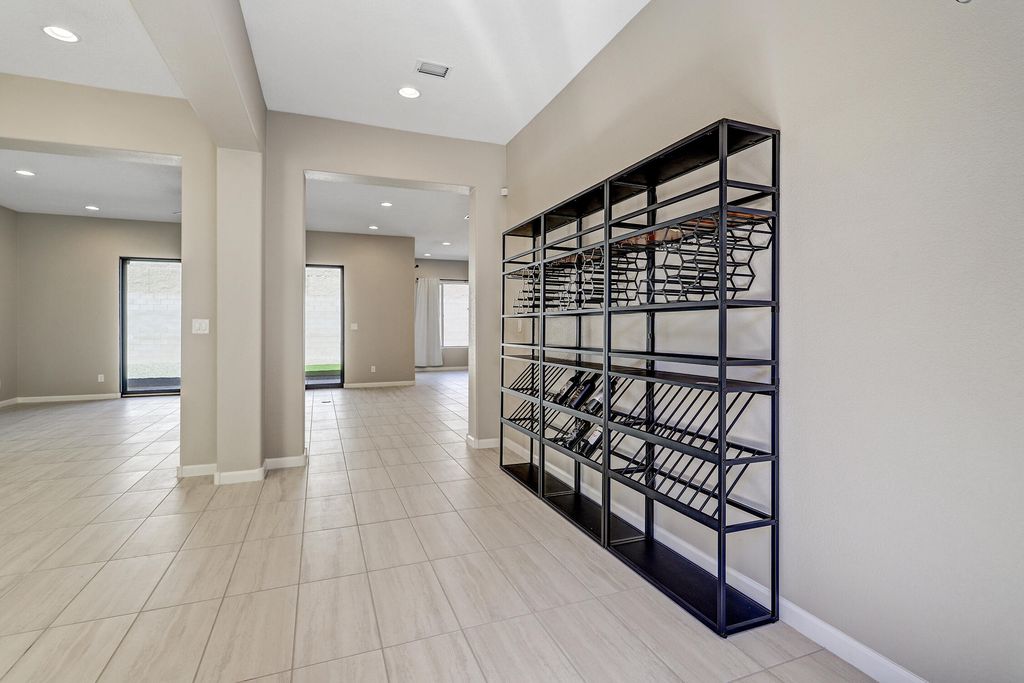 Image 11 of property listing at 1715 Deer Valley Trail NW, Albuquerque, NM 87120