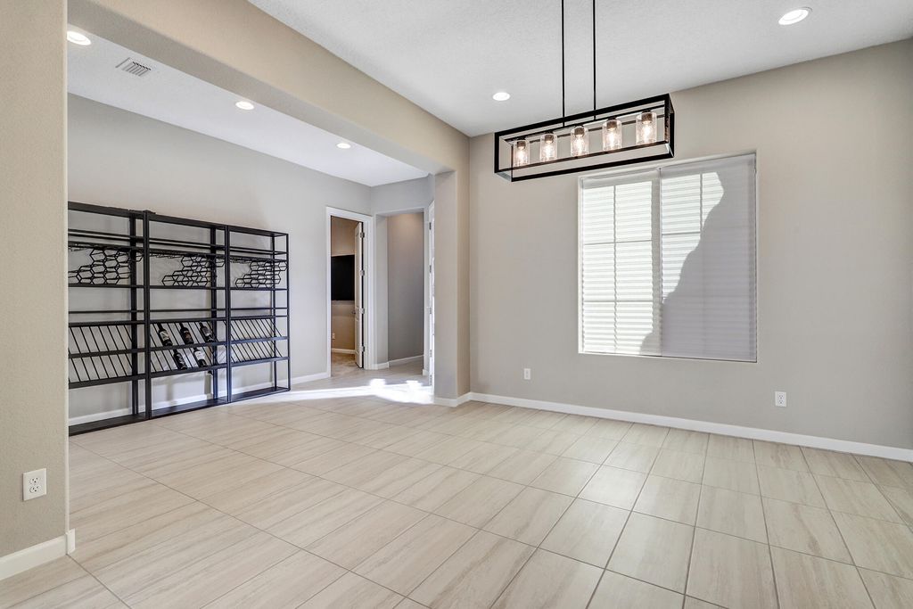 Image 12 of property listing at 1715 Deer Valley Trail NW, Albuquerque, NM 87120