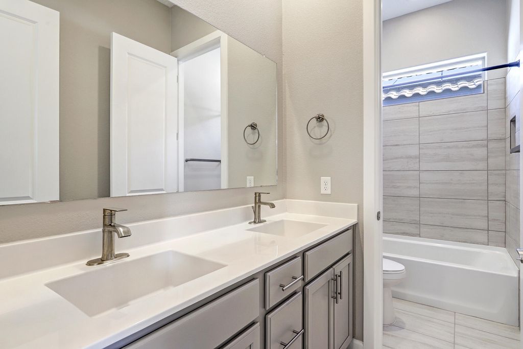 Image 25 of property listing at 1715 Deer Valley Trail NW, Albuquerque, NM 87120