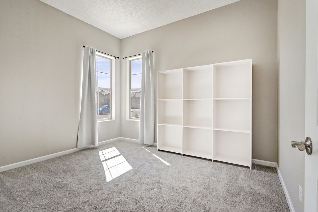 Image 28 of property listing at 1715 Deer Valley Trail NW, Albuquerque, NM 87120