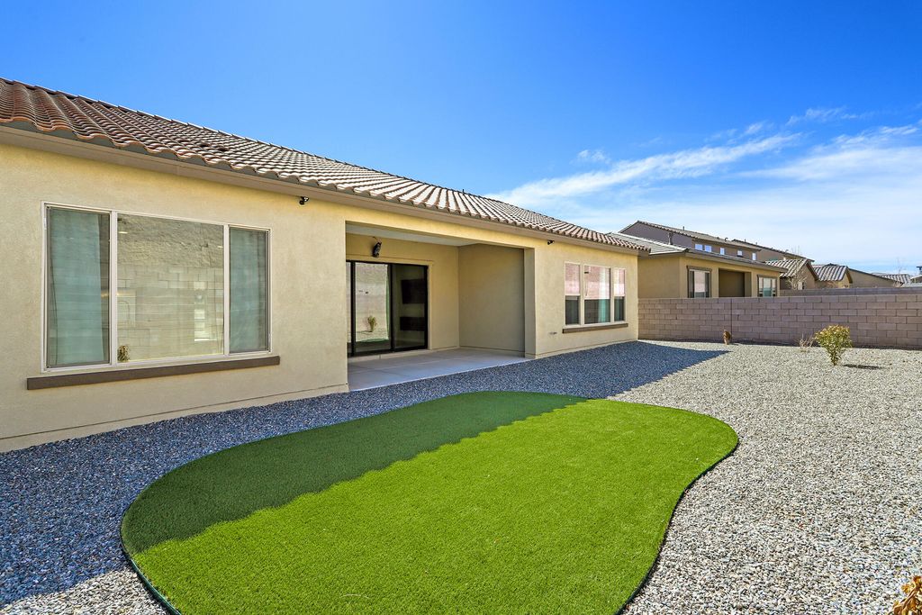 Image 32 of property listing at 1715 Deer Valley Trail NW, Albuquerque, NM 87120