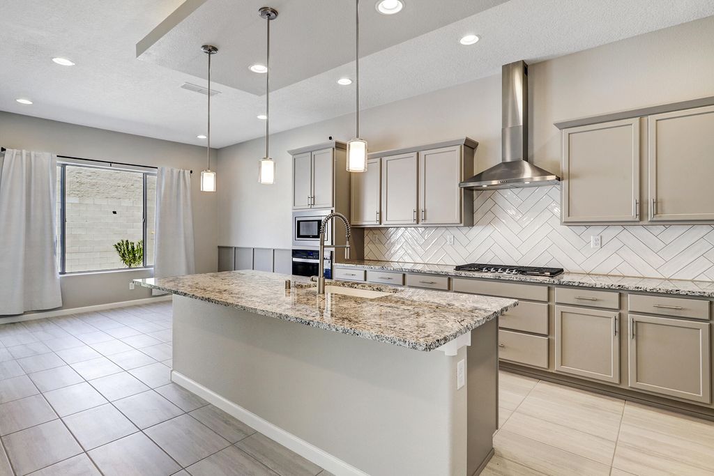 Image 4 of property listing at 1715 Deer Valley Trail NW, Albuquerque, NM 87120