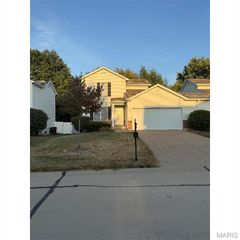54 Deer Grove Drive, St Peters, MO 63376