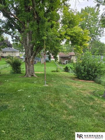 4837 S 50th Street, Omaha, NE 68117
