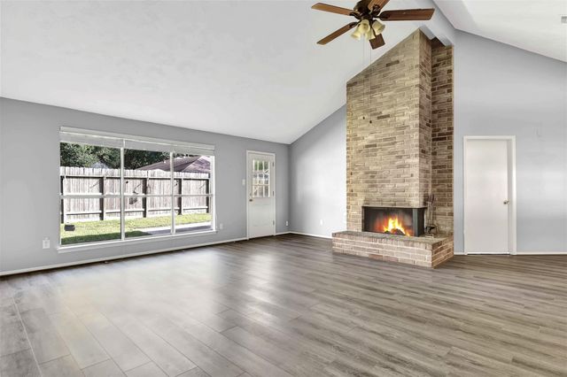 7215 Dogwood Trail Drive, Humble, TX 77346