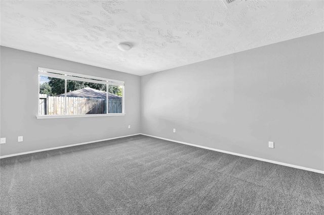 7215 Dogwood Trail Drive, Humble, TX 77346