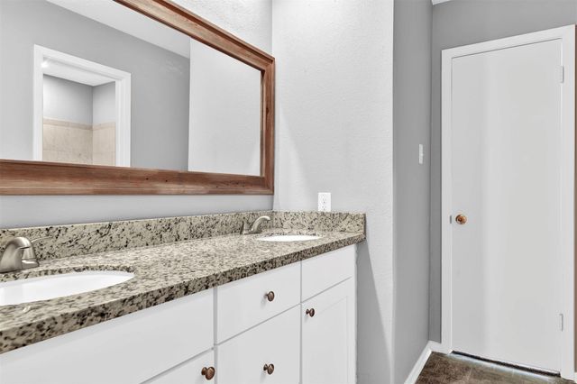 7215 Dogwood Trail Drive, Humble, TX 77346