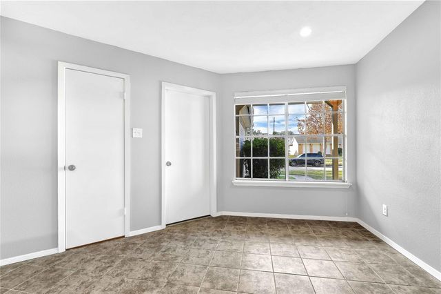 7215 Dogwood Trail Drive, Humble, TX 77346