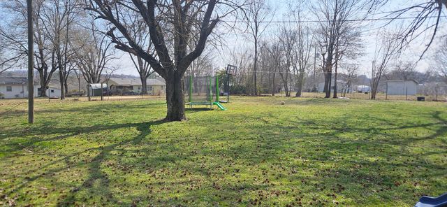 312 Posey Street, Ava, MO 65608