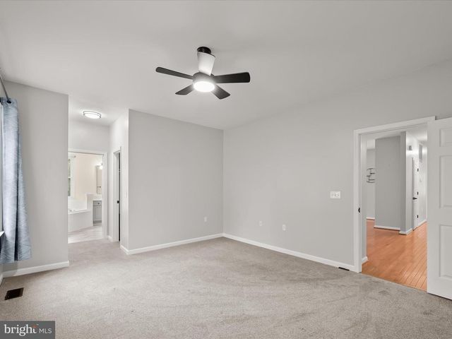 3205 HYDE PARK CT, Adamstown, MD 21710