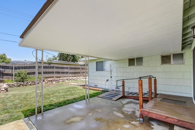 208 Baldwin Ave, Roseville, CA 95678