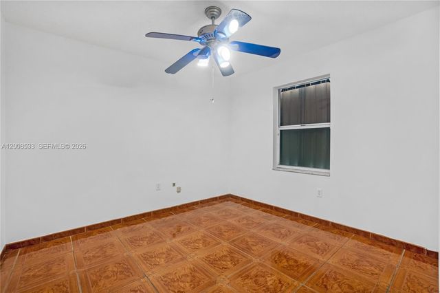 18825 NW 52nd Ct, Miami Gardens, FL 33055