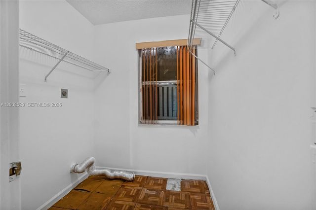 18825 NW 52nd Ct, Miami Gardens, FL 33055