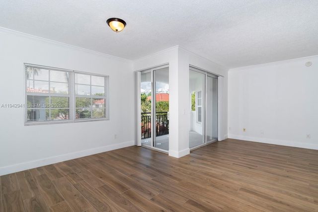 3215 NE 184th Street 14301, Aventura, FL 33160