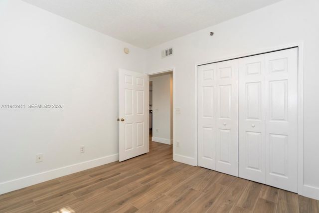 3215 NE 184th Street 14301, Aventura, FL 33160