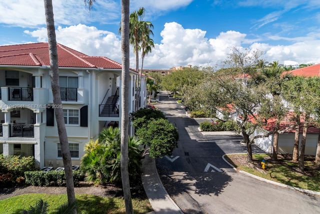 3215 NE 184th Street 14301, Aventura, FL 33160