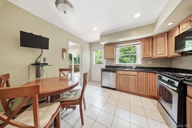 177 New Hempstead Road, New City, NY 10956