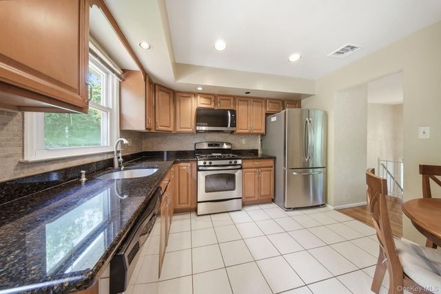 177 New Hempstead Road, New City, NY 10956