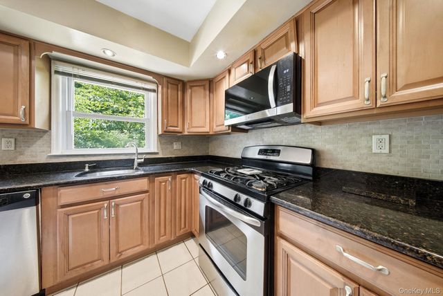 177 New Hempstead Road, New City, NY 10956