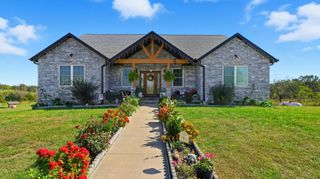1826 Top Road Road, Mountain Grove, MO 65711