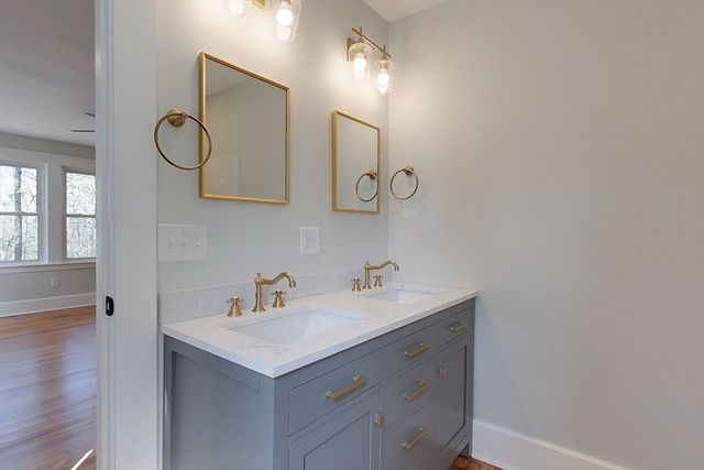 110 Piper Rd, Ashby, MA 01431