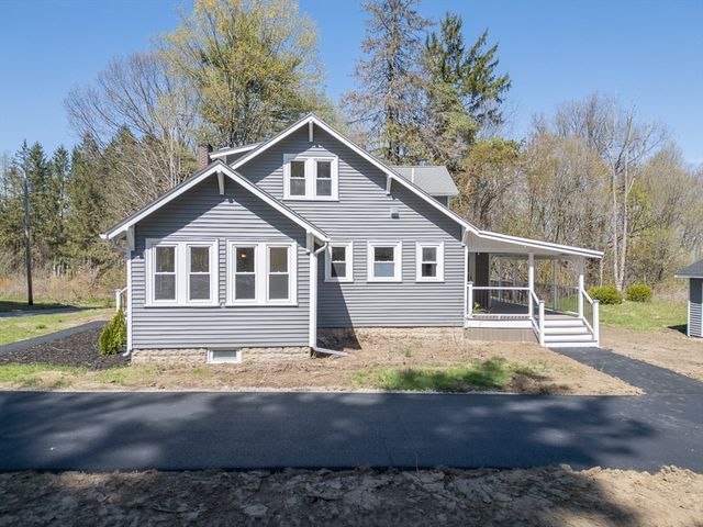 110 Piper Rd, Ashby, MA 01431