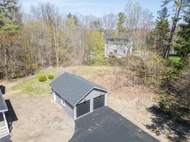 110 Piper Rd, Ashby, MA 01431