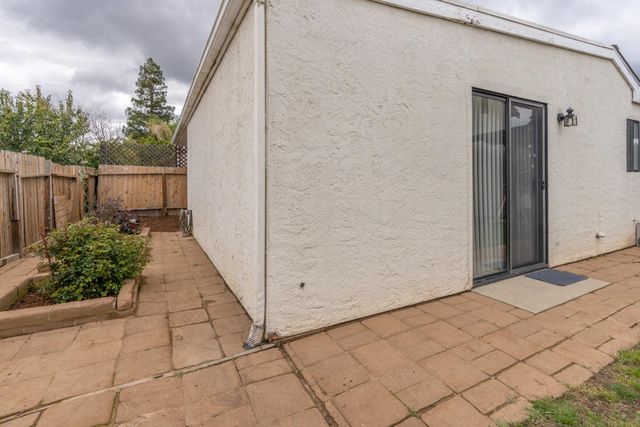 4161 W Fremont Avenue, Fresno, CA 93722