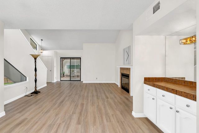 4161 W Fremont Avenue, Fresno, CA 93722