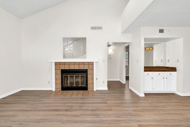 4161 W Fremont Avenue, Fresno, CA 93722
