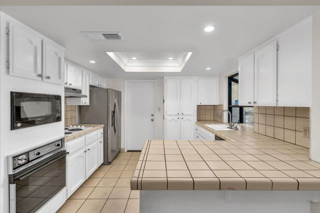 4161 W Fremont Avenue, Fresno, CA 93722