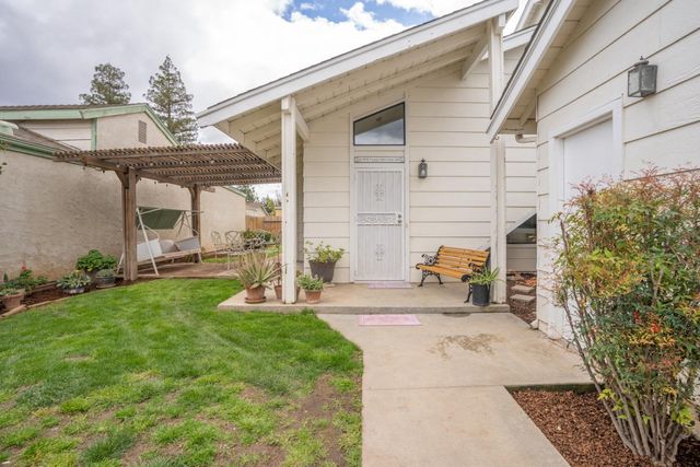 4161 W Fremont Avenue, Fresno, CA 93722