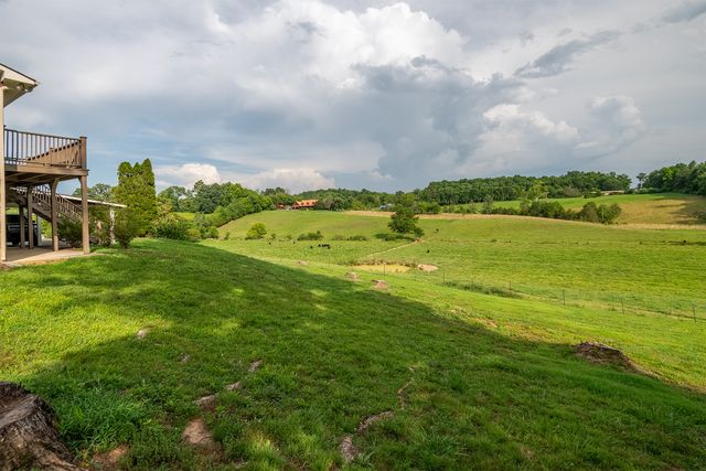 4635 Warrensburg Rd, Greeneville, TN 37743