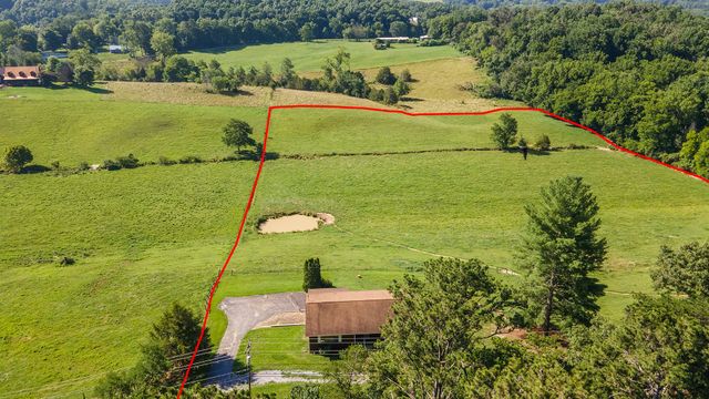 4635 Warrensburg Rd, Greeneville, TN 37743