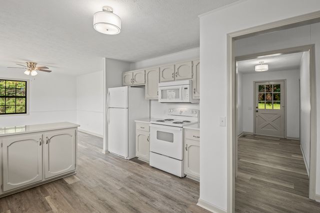 4635 Warrensburg Rd, Greeneville, TN 37743