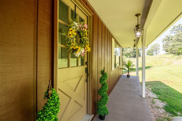 4635 Warrensburg Rd, Greeneville, TN 37743