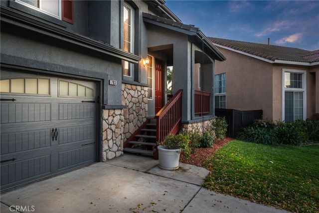 703 Allen, Corona, CA 92879