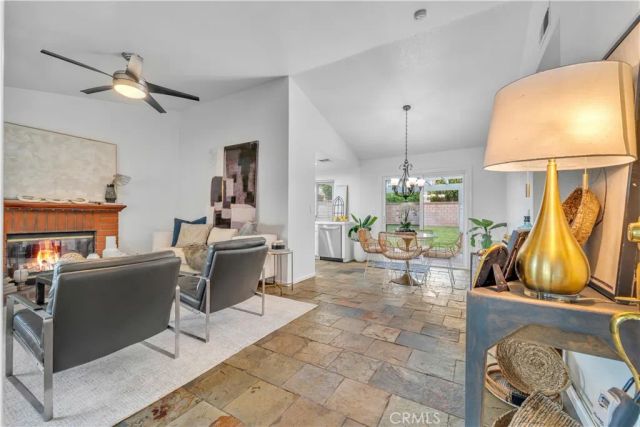 2827 W Milling, Lancaster, CA 93536