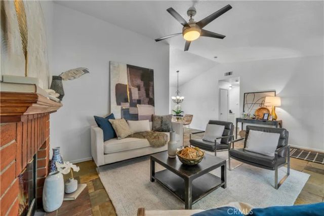 2827 W Milling, Lancaster, CA 93536