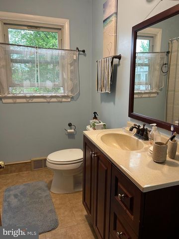 19 ELJAN DR, Doylestown, PA 18901