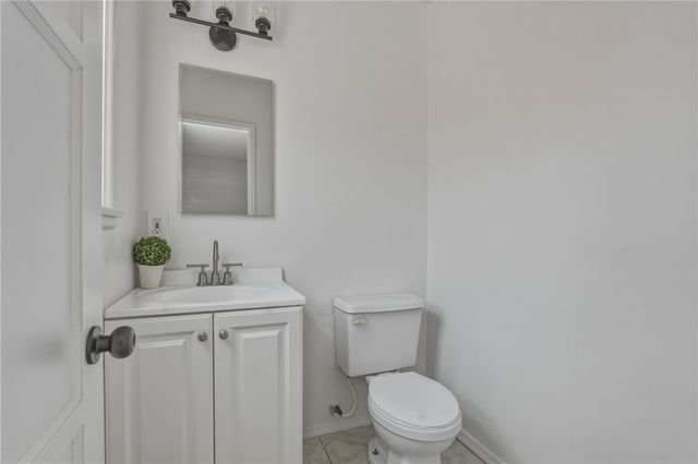 561 N Park, Rialto, CA 92376