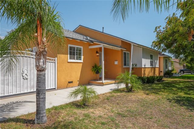 561 N Park, Rialto, CA 92376