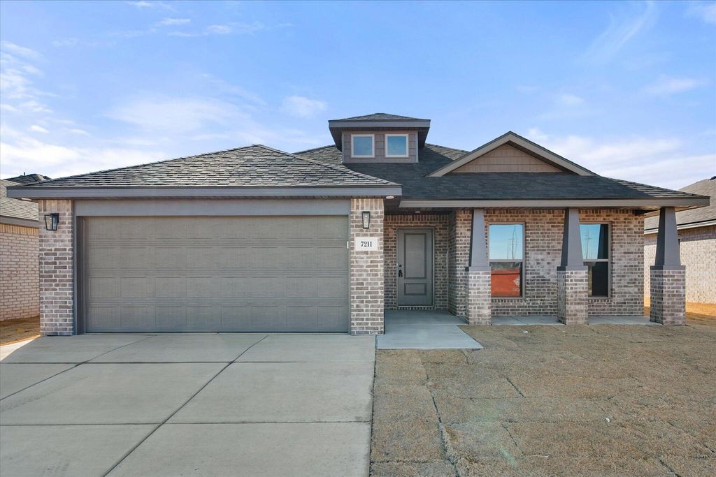 7211 7th Street, Lubbock, TX 79416