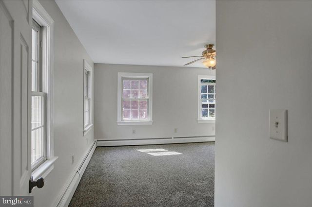 448 E KING ST, Shippensburg, PA 17257