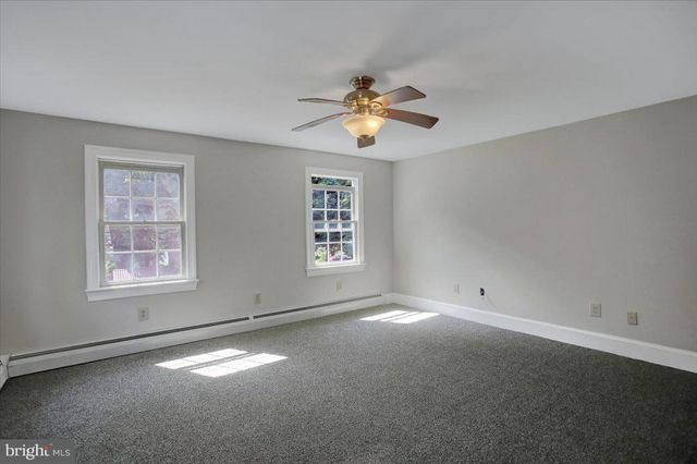 448 E KING ST, Shippensburg, PA 17257