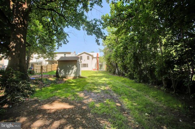 448 E KING ST, Shippensburg, PA 17257