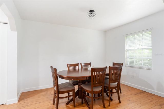 10002 NW 6TH PLACE, Gainesville, FL 32607