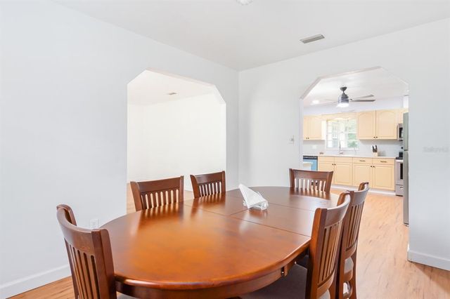 10002 NW 6TH PLACE, Gainesville, FL 32607