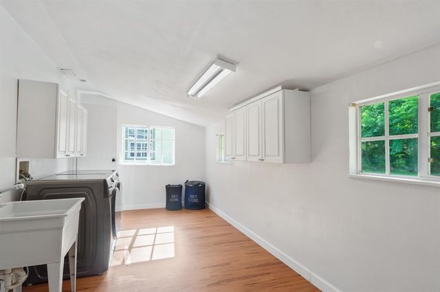 10002 NW 6TH PLACE, Gainesville, FL 32607