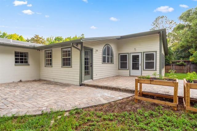 10002 NW 6TH PLACE, Gainesville, FL 32607
